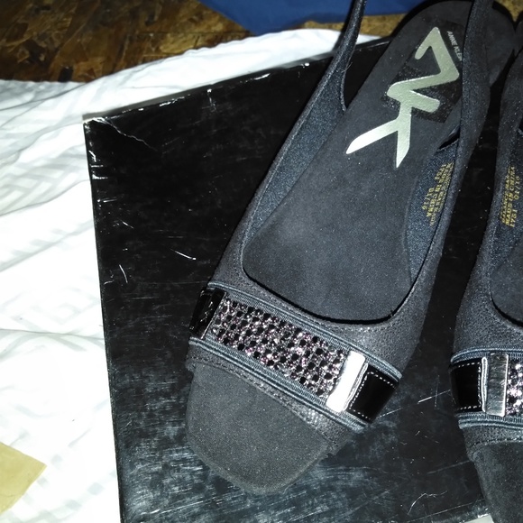 Anne klein sport sandles - Picture 3 of 5
